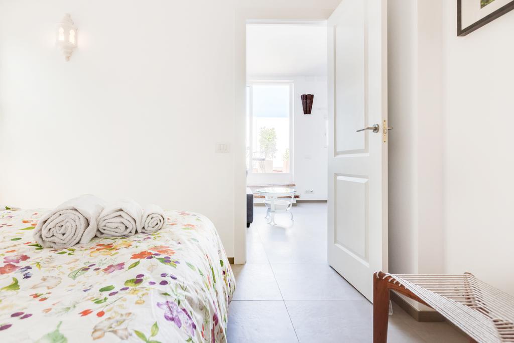 St. Antoni Sky Lounge Apartman Barcelona Szoba fotó